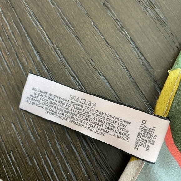 Victoria's Secret Size Small Silky Blouse Racerback Light Blue/Green/Coral - Picture 8 of 9